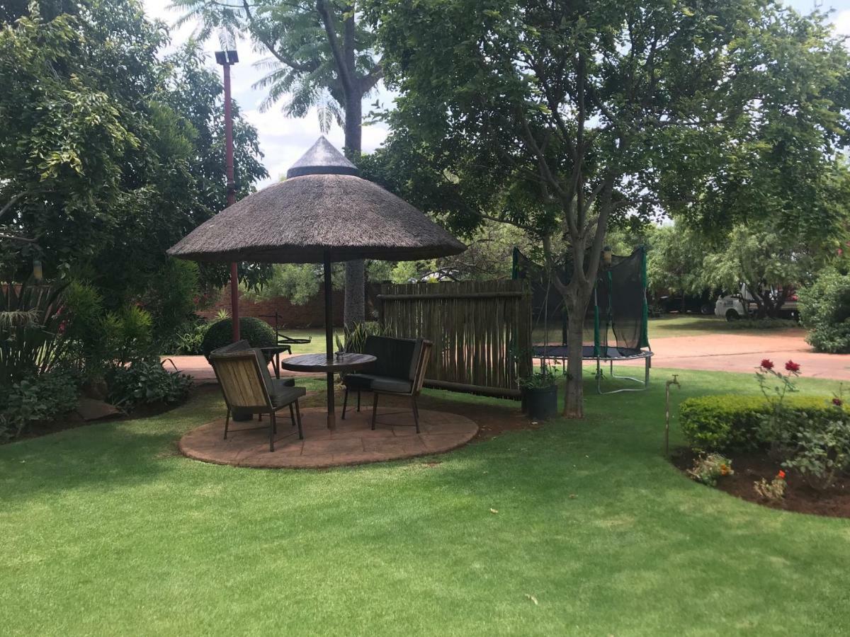 Francor Guesthouse Pretoria-Noord Exterior foto